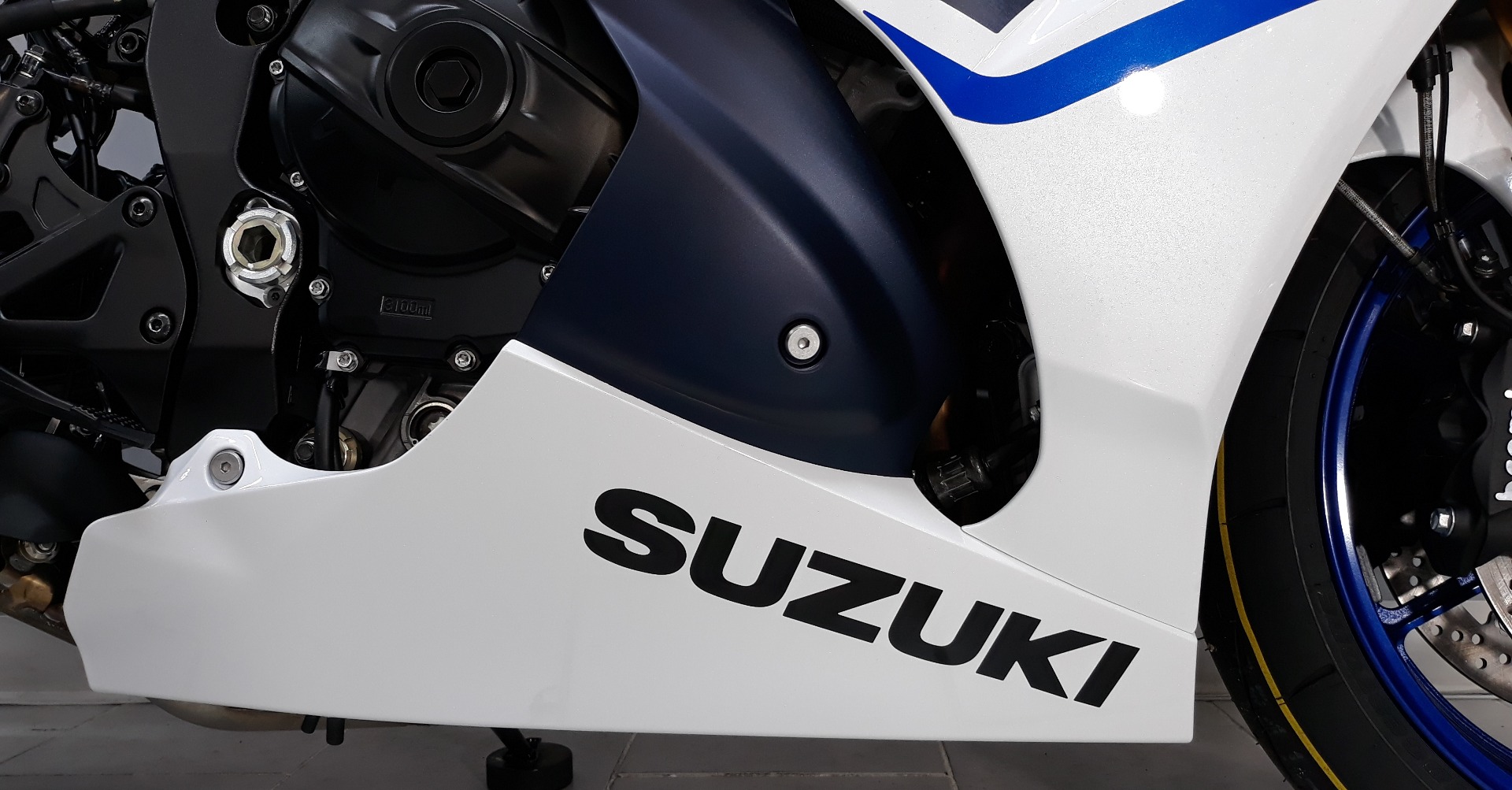 2023 Suzuki GSX-R1000R in Belleville, Michigan - Photo 15