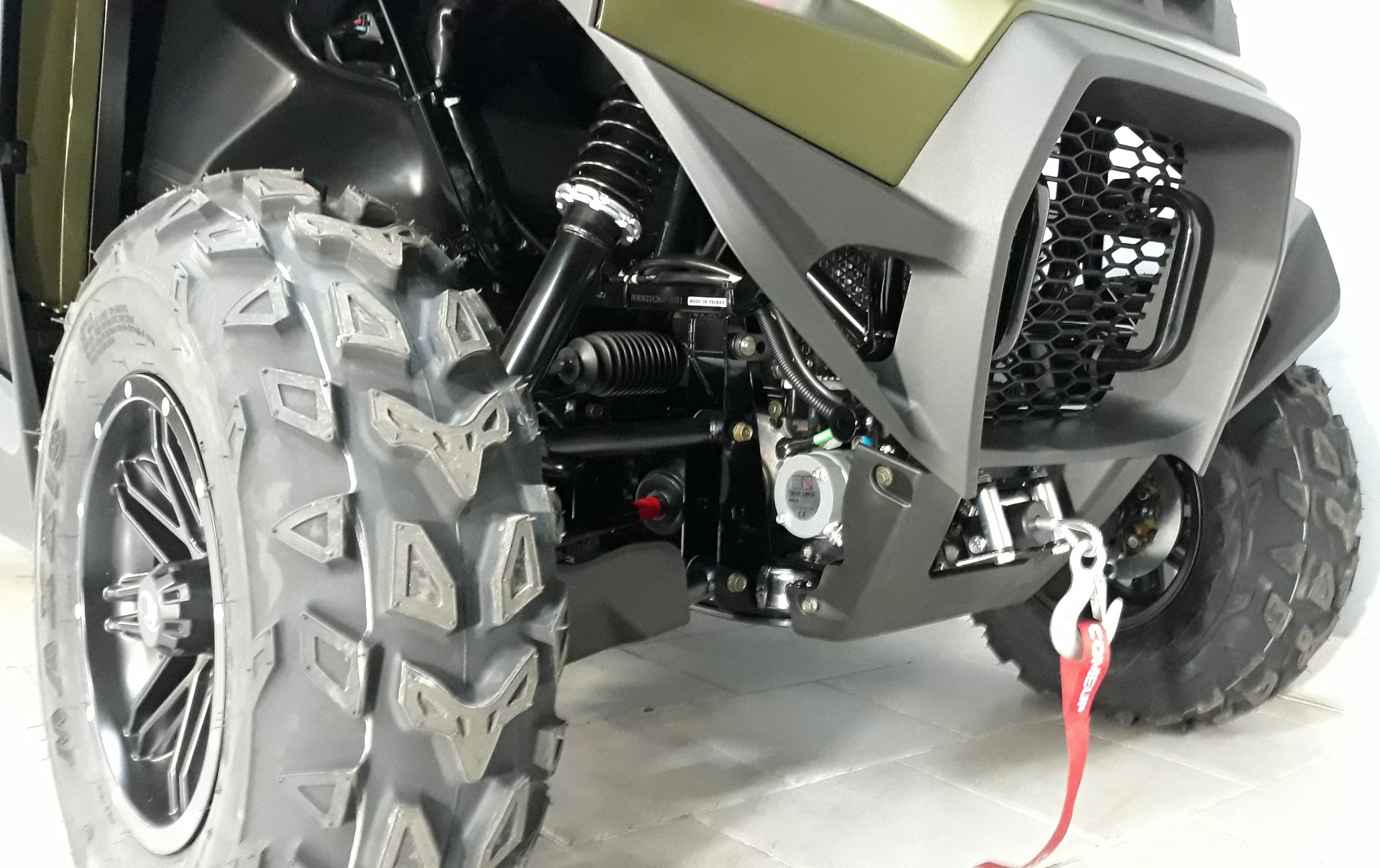 2022 Kymco UXV 450i LE EPS in Belleville, Michigan - Photo 8