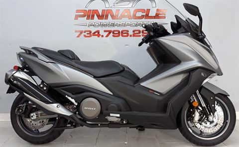 2022 Kymco AK 550i ABS in Belleville, Michigan - Photo 8