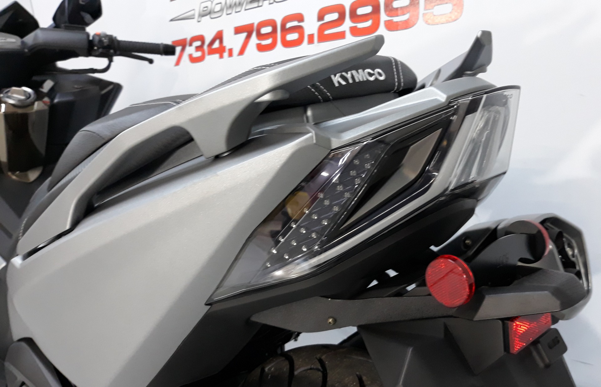 2022 Kymco AK 550i ABS in Belleville, Michigan - Photo 28