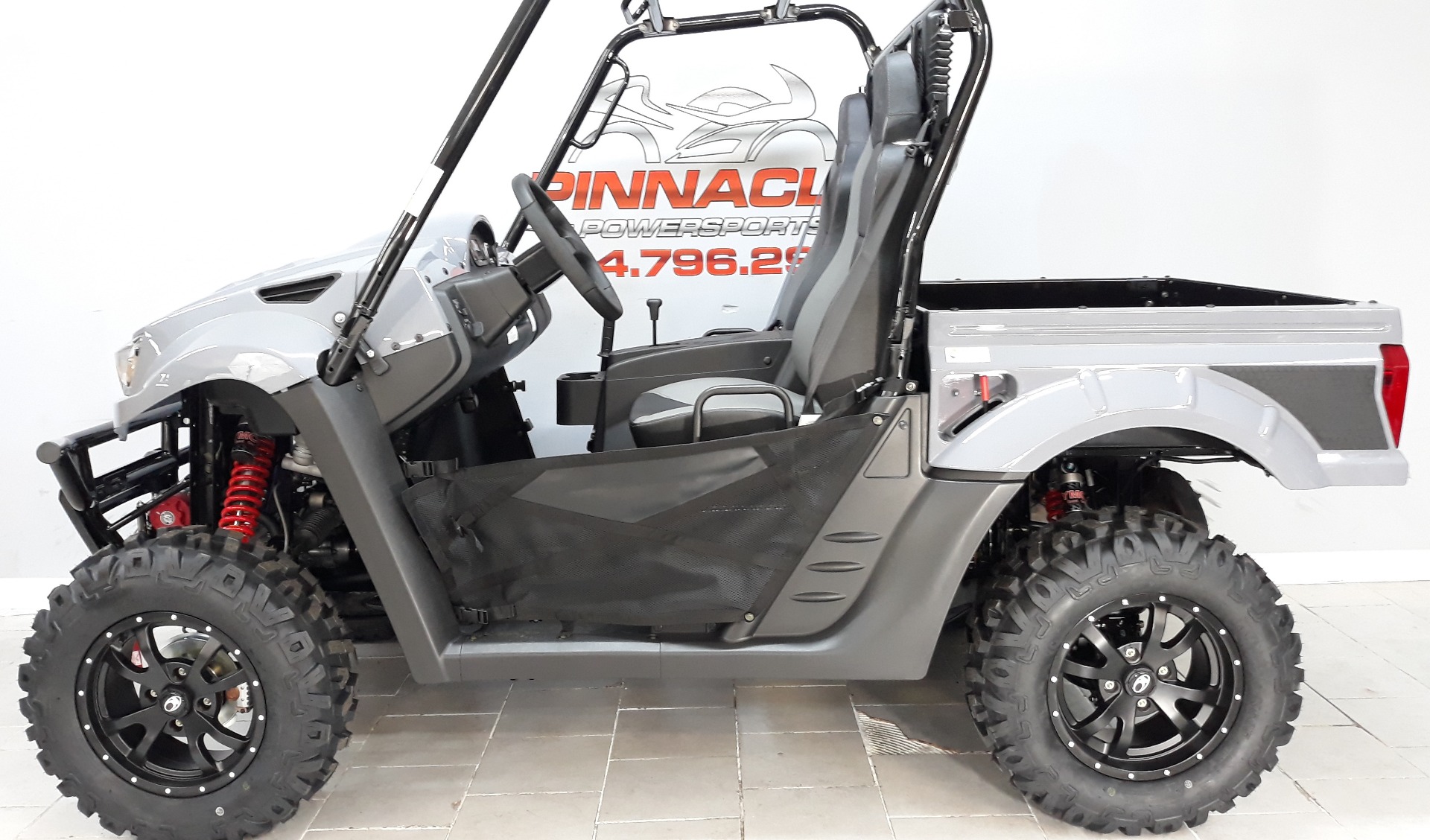 2022 Kymco UXV 700i LE EPS in Belleville, Michigan - Photo 45