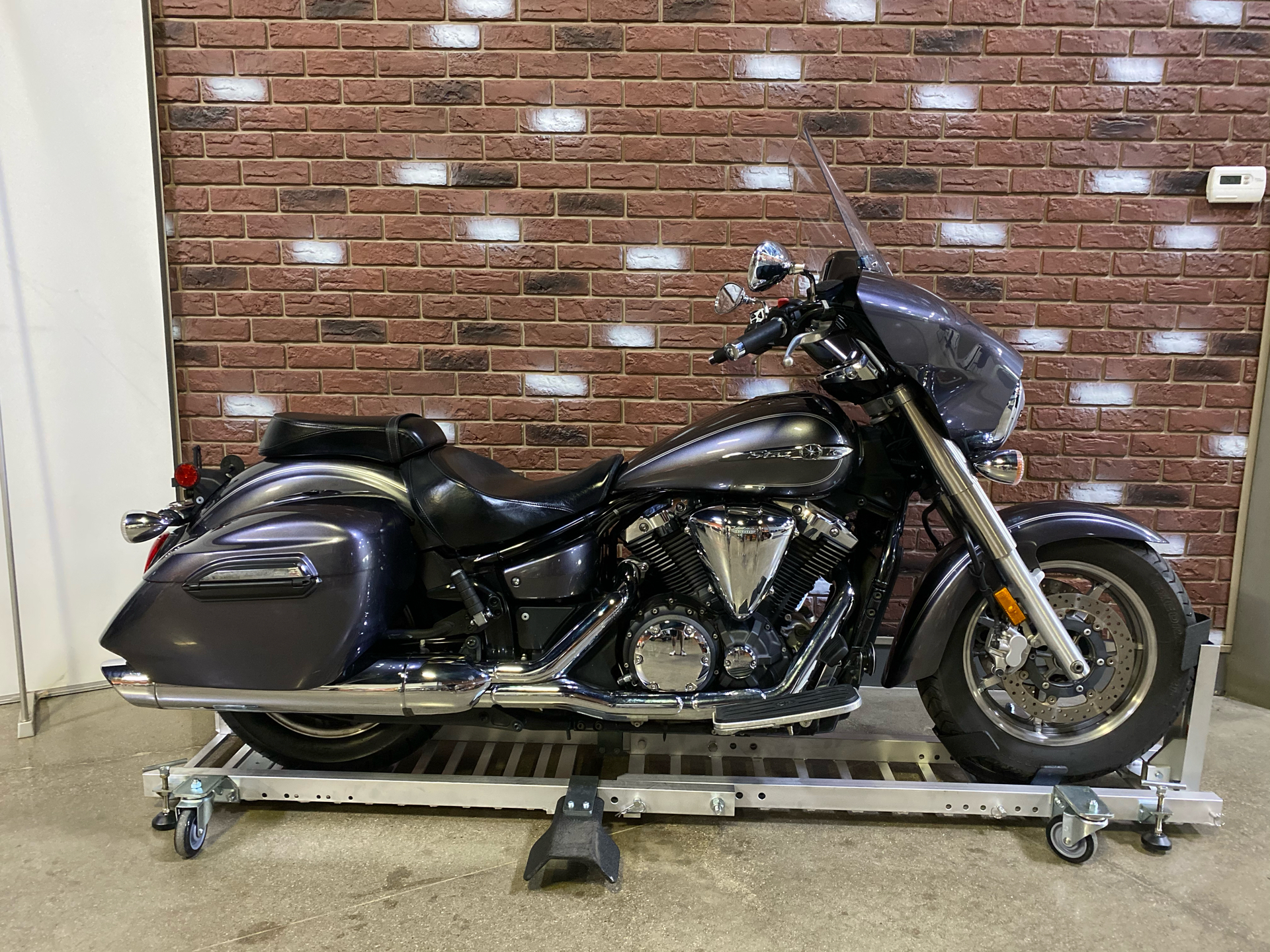 2014 Yamaha V Star 1300 Deluxe in Dimondale, Michigan - Photo 1