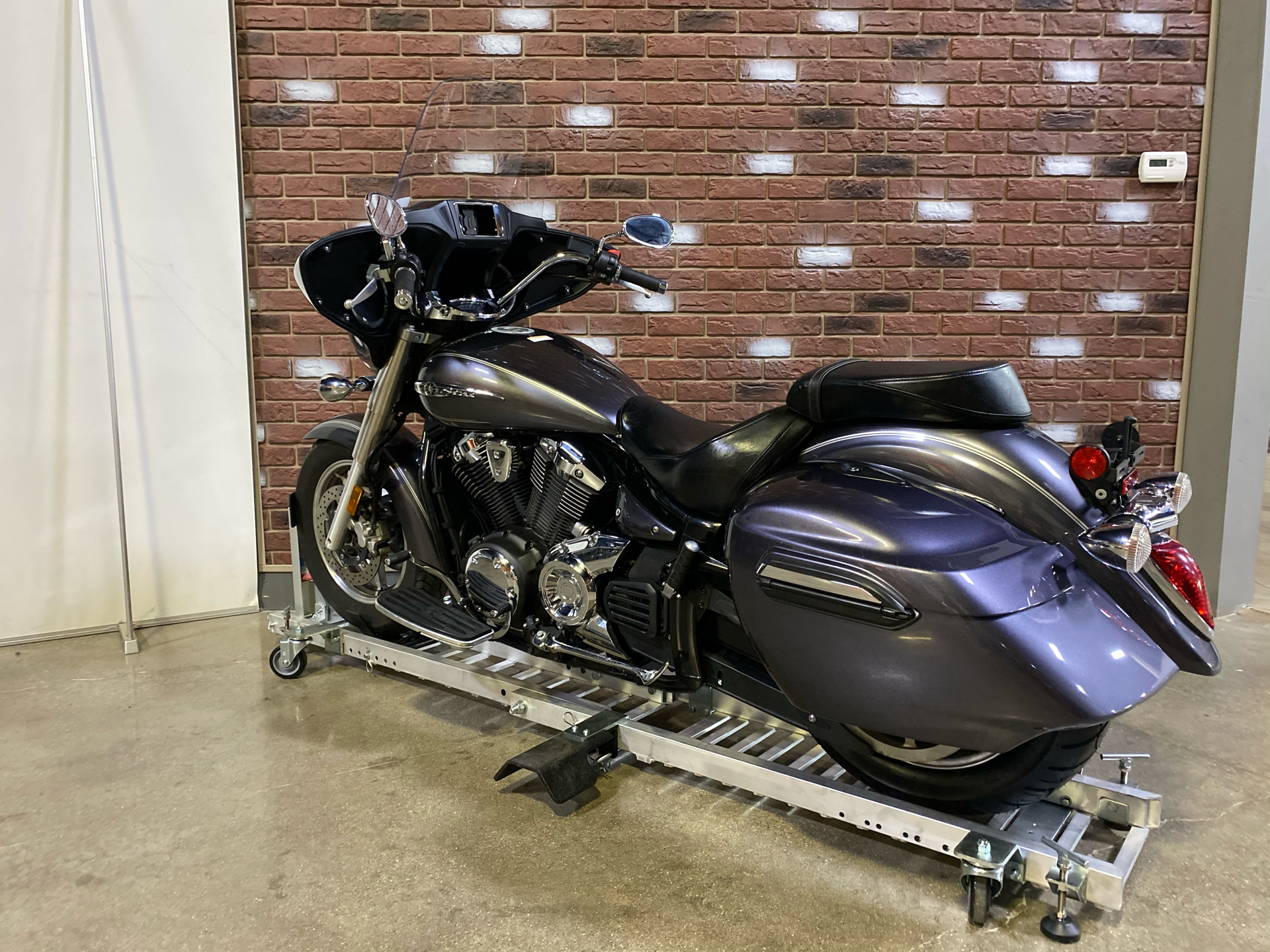 2014 Yamaha V Star 1300 Deluxe in Dimondale, Michigan - Photo 6