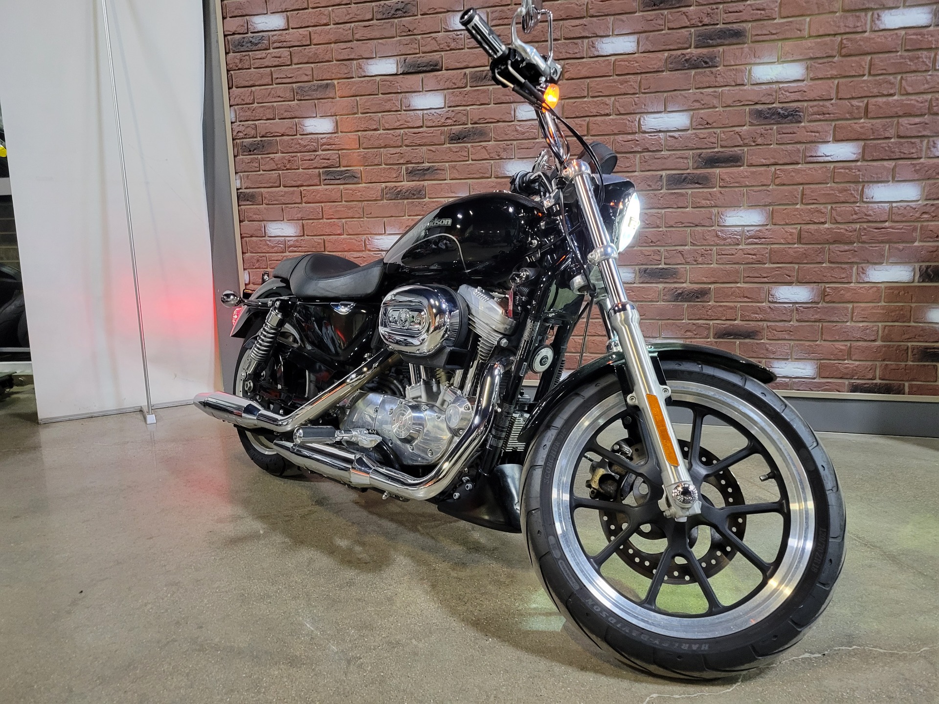 2015 Harley-Davidson SuperLow® in Dimondale, Michigan - Photo 3