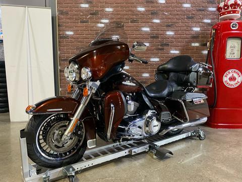 2011 Harley-Davidson Electra Glide® Ultra Limited in Dimondale, Michigan - Photo 5