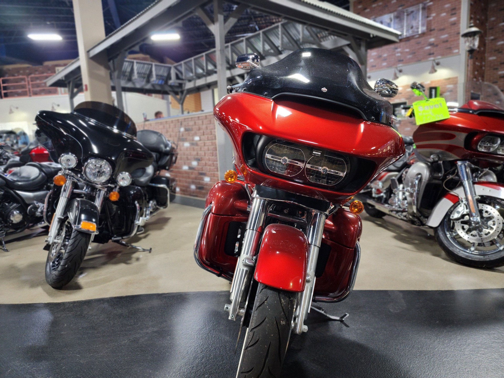 2019 Harley-Davidson Road Glide® in Dimondale, Michigan - Photo 3