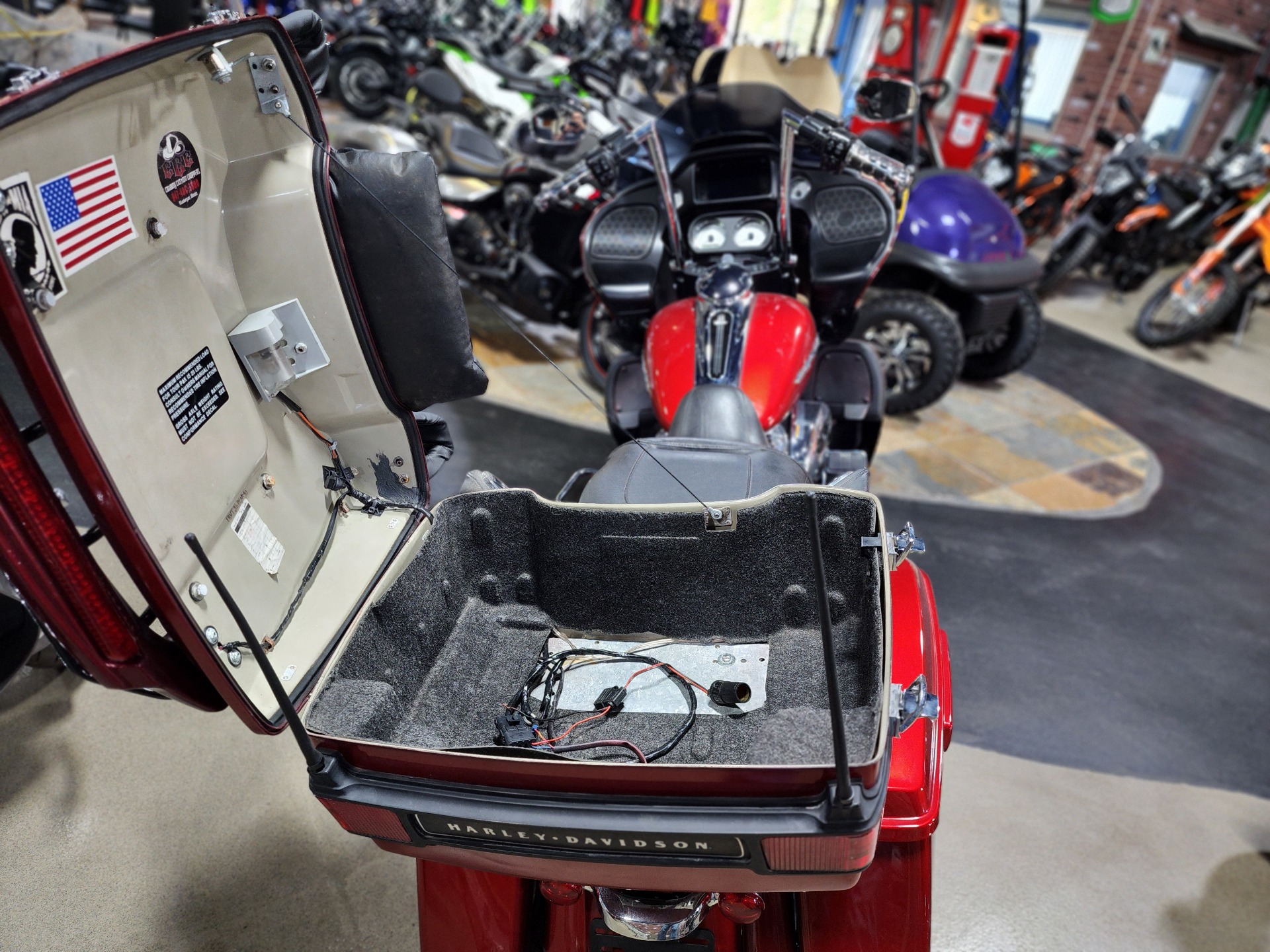 2019 Harley-Davidson Road Glide® in Dimondale, Michigan - Photo 8