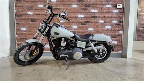 2016 Harley-Davidson Street Bob® in Dimondale, Michigan - Photo 2