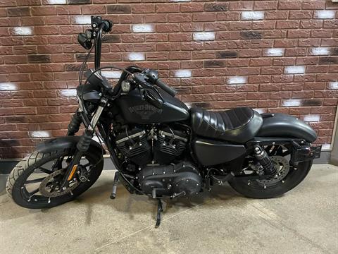 2016 Harley-Davidson Iron 883™ in Dimondale, Michigan - Photo 5