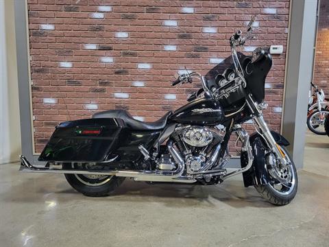 2013 Harley-Davidson Street Glide® in Dimondale, Michigan - Photo 2