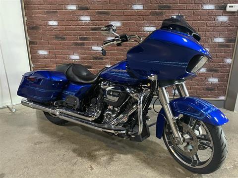 2019 Harley-Davidson Road Glide® in Dimondale, Michigan - Photo 2