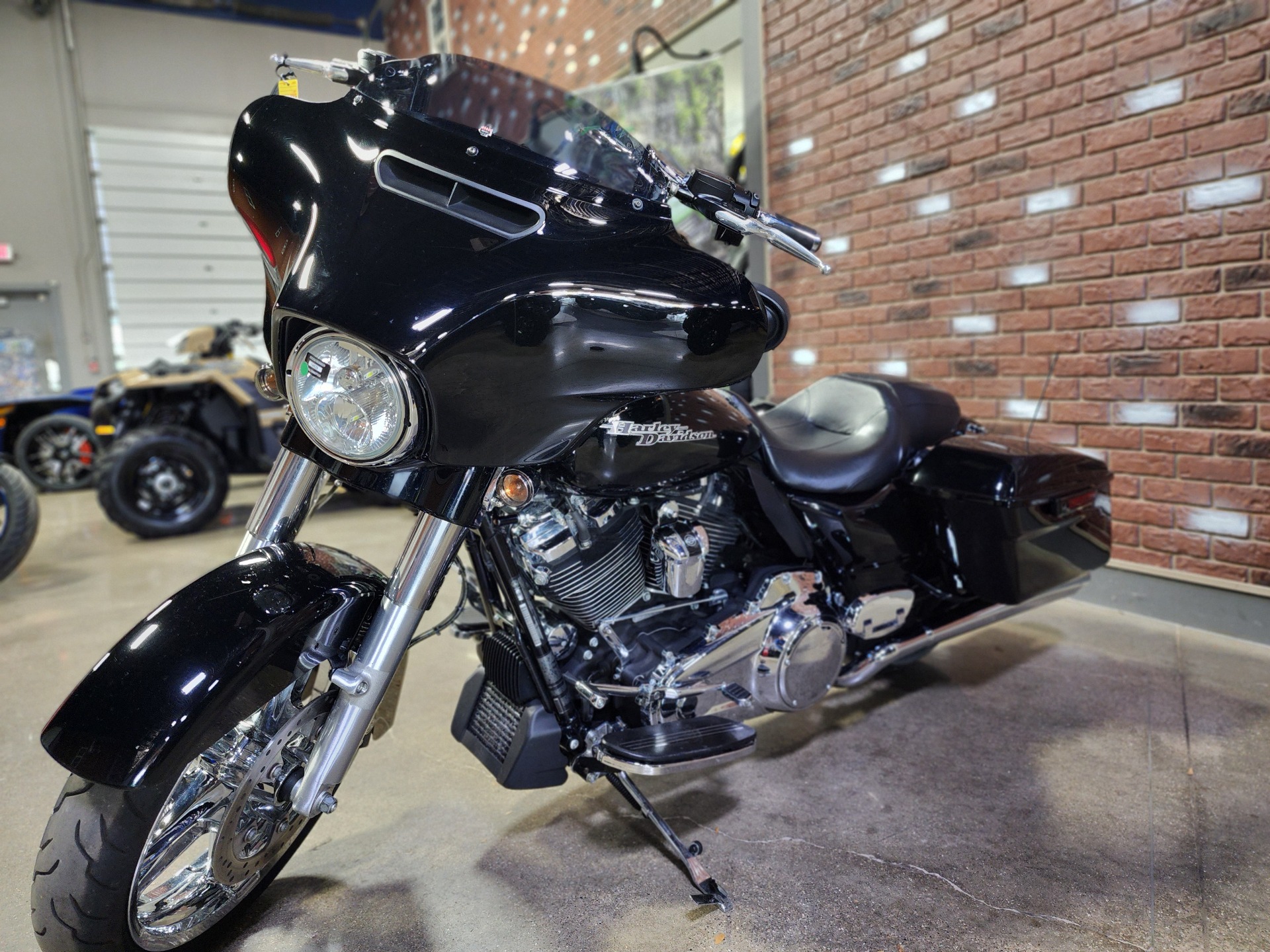 2019 Harley-Davidson Street Glide® Special in Dimondale, Michigan - Photo 3
