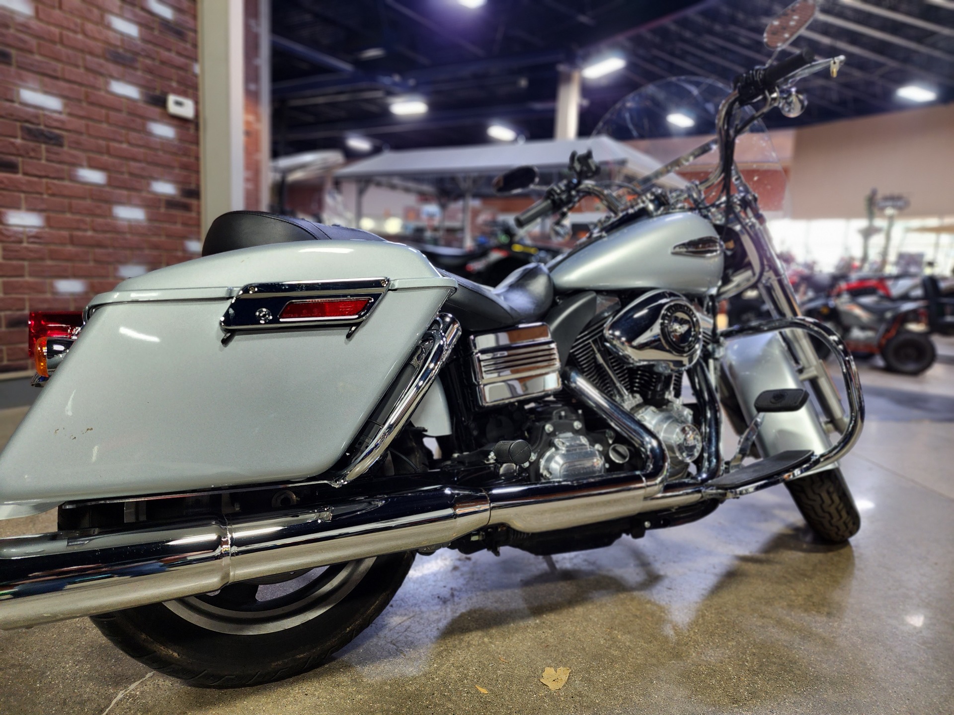 2012 Harley-Davidson Dyna® Switchback in Dimondale, Michigan - Photo 7