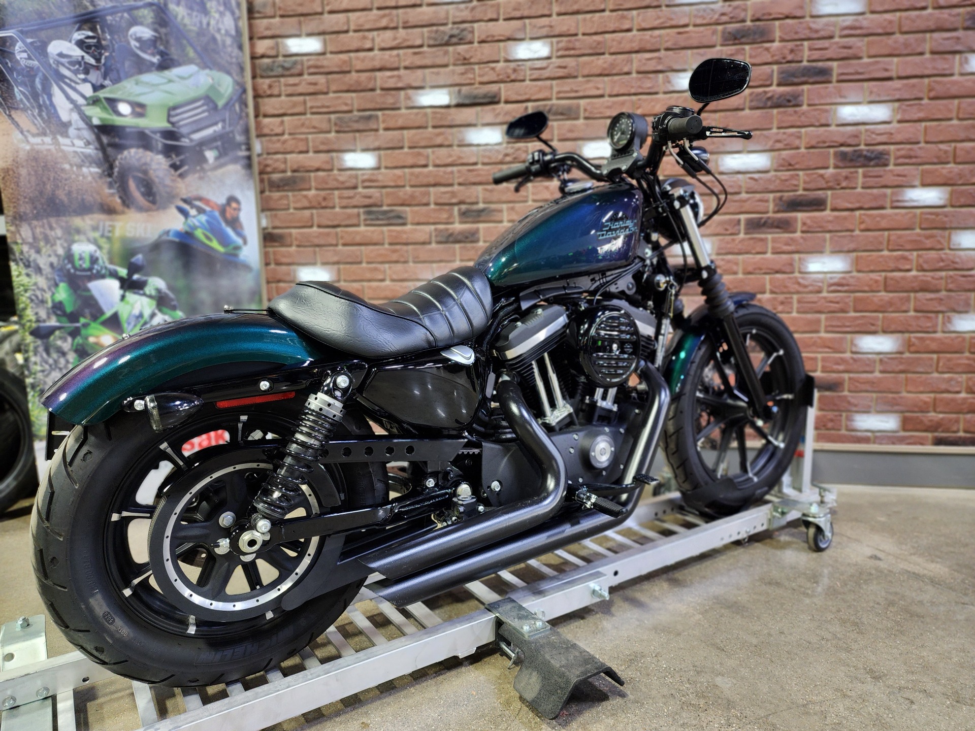 2021 Harley-Davidson Iron 883™ in Dimondale, Michigan - Photo 6