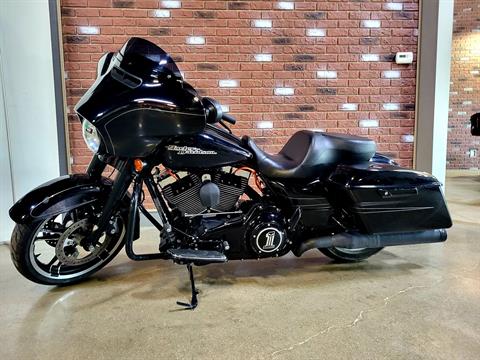 2014 Harley-Davidson Street Glide® Special in Dimondale, Michigan - Photo 2