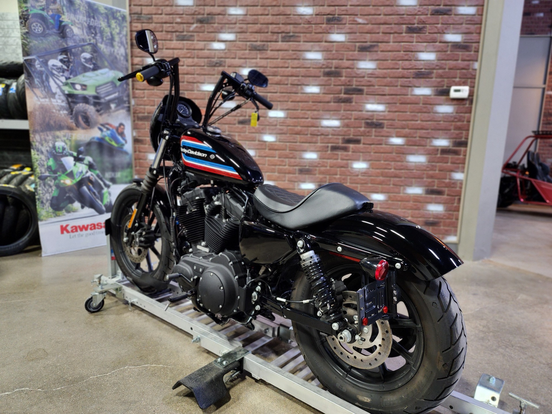 2020 Harley-Davidson Iron 1200™ in Dimondale, Michigan - Photo 6