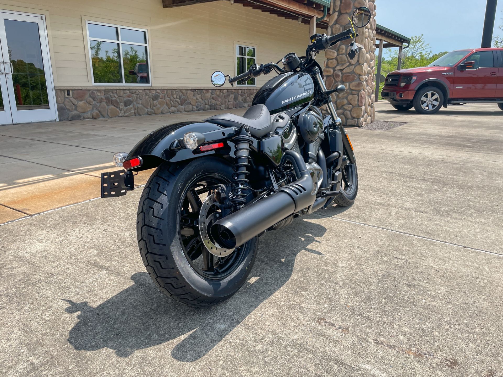 2022 Harley-Davidson Nightster™ in Williamstown, West Virginia - Photo 8