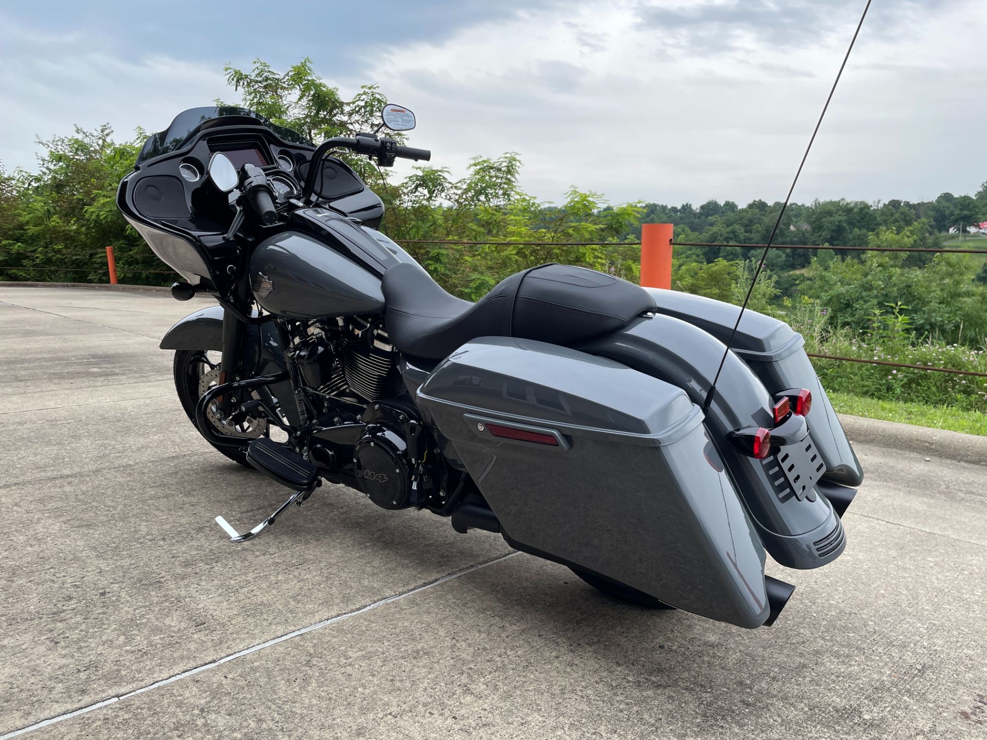 2022 Harley-Davidson Road Glide® Special in Williamstown, West Virginia - Photo 7