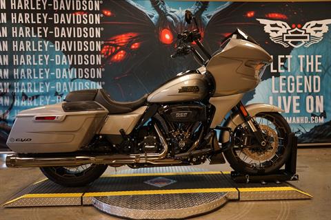 2023 Harley-Davidson CVO™ Road Glide® in Williamstown, West Virginia - Photo 2