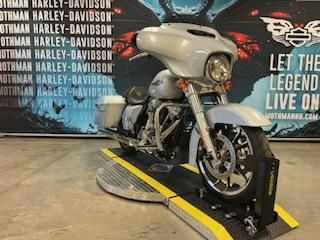 2023 Harley-Davidson Street Glide® in Williamstown, West Virginia - Photo 2