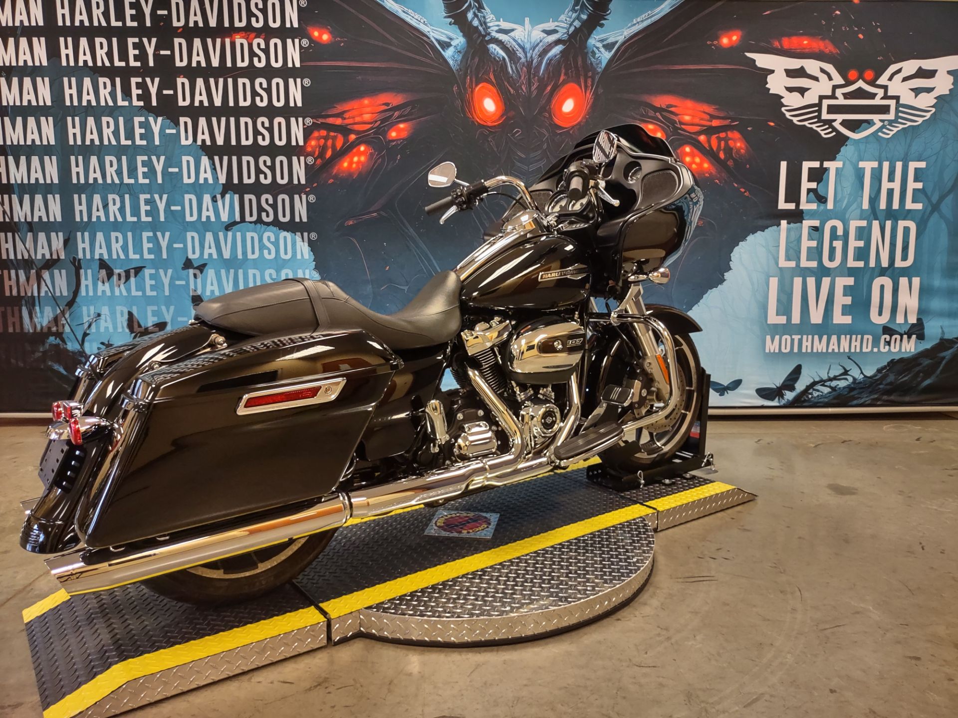 2022 Harley-Davidson Road Glide® in Williamstown, West Virginia - Photo 8