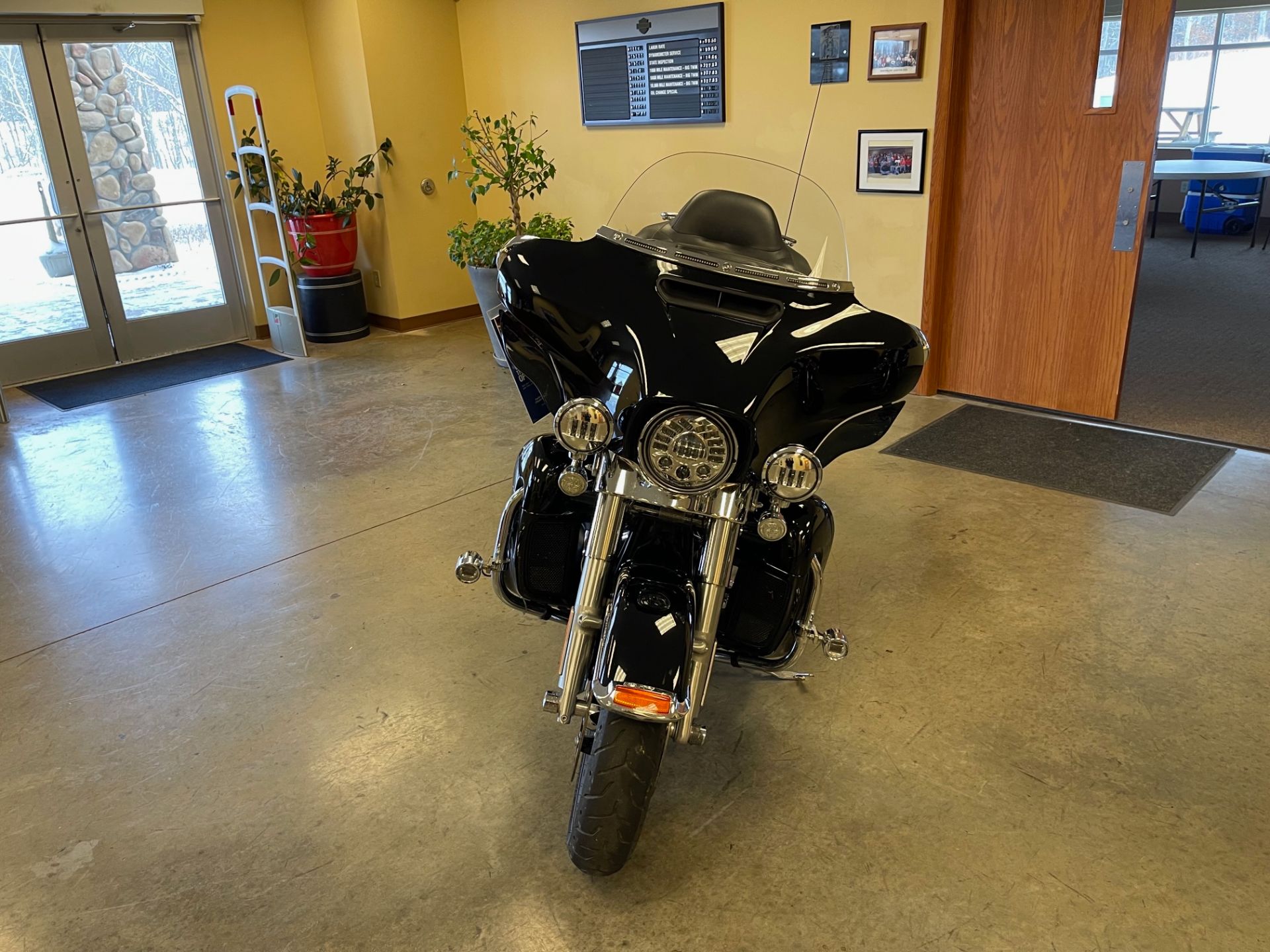 2019 Harley-Davidson Ultra Limited in Williamstown, West Virginia - Photo 3