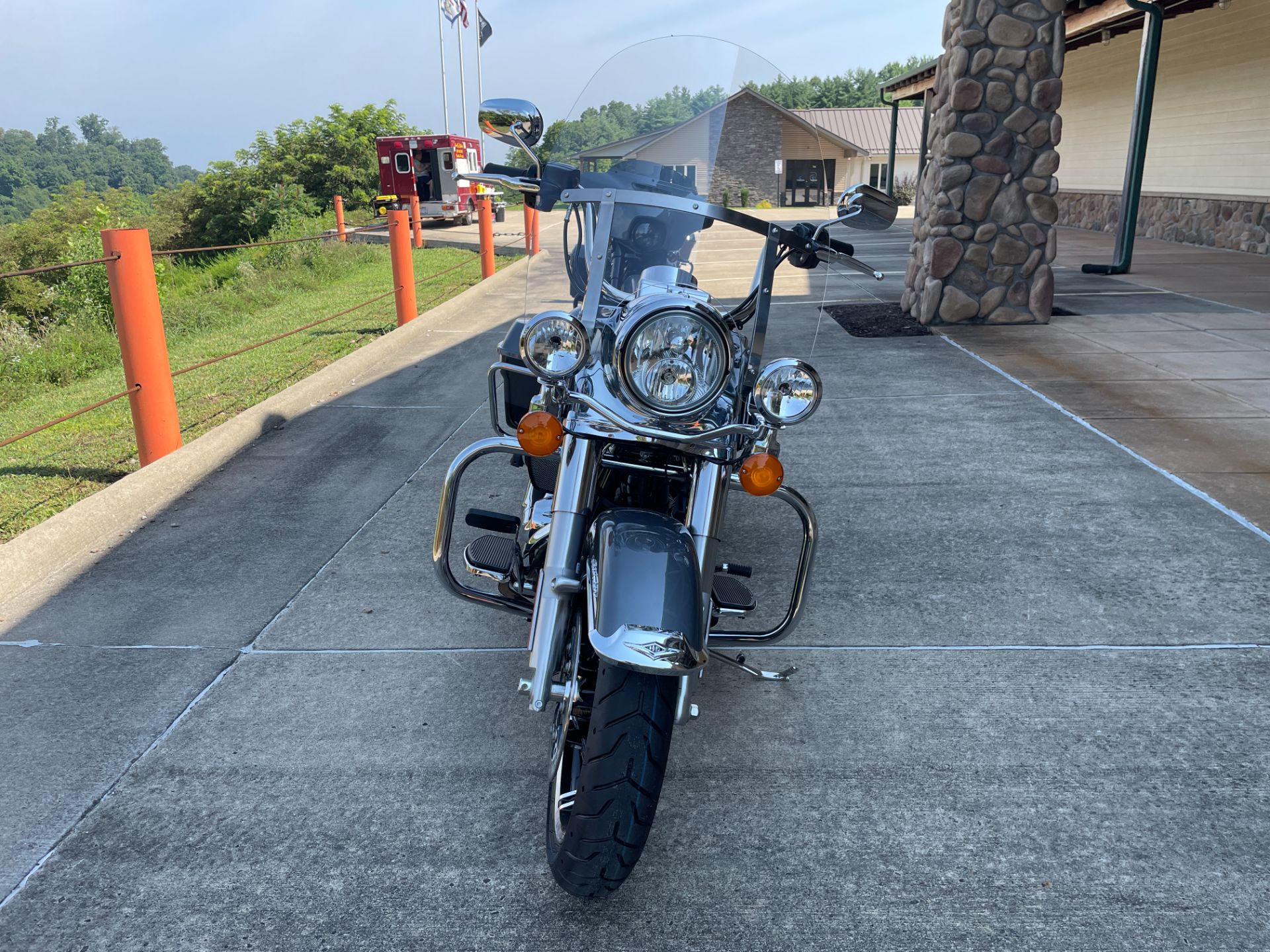 2022 Harley-Davidson Road King® in Williamstown, West Virginia - Photo 3