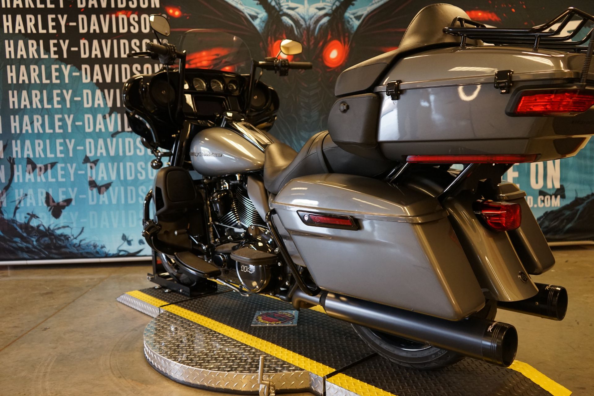2021 Harley-Davidson Ultra Limited in Williamstown, West Virginia - Photo 6