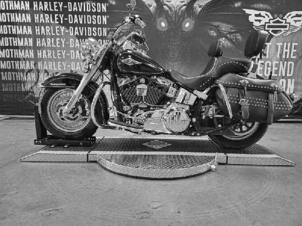 2015 Harley-Davidson Heritage Softail® Classic in Williamstown, West Virginia - Photo 5