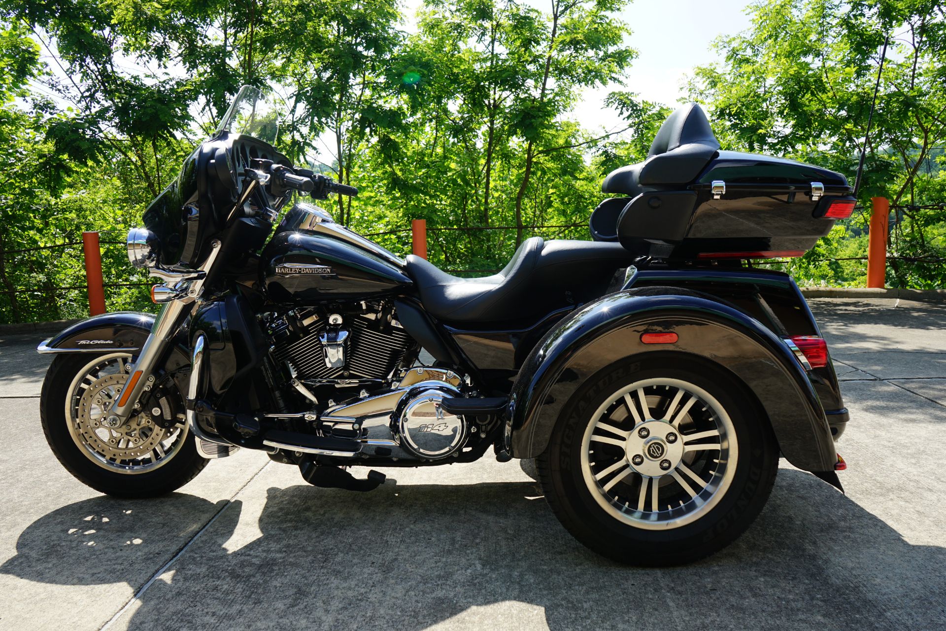 2020 Harley-Davidson Tri Glide® Ultra in Williamstown, West Virginia - Photo 2