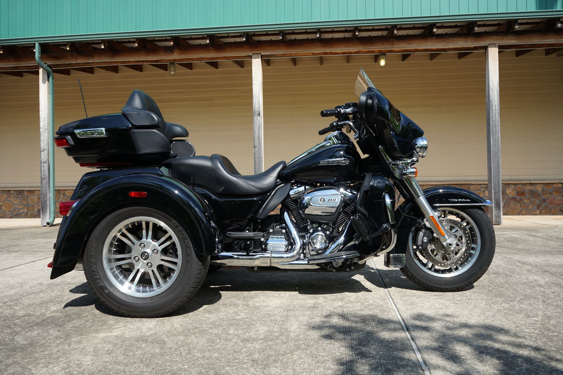 2020 Harley-Davidson Tri Glide® Ultra in Williamstown, West Virginia - Photo 6