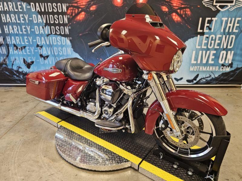 2021 Harley-Davidson Street Glide® in Williamstown, West Virginia - Photo 8