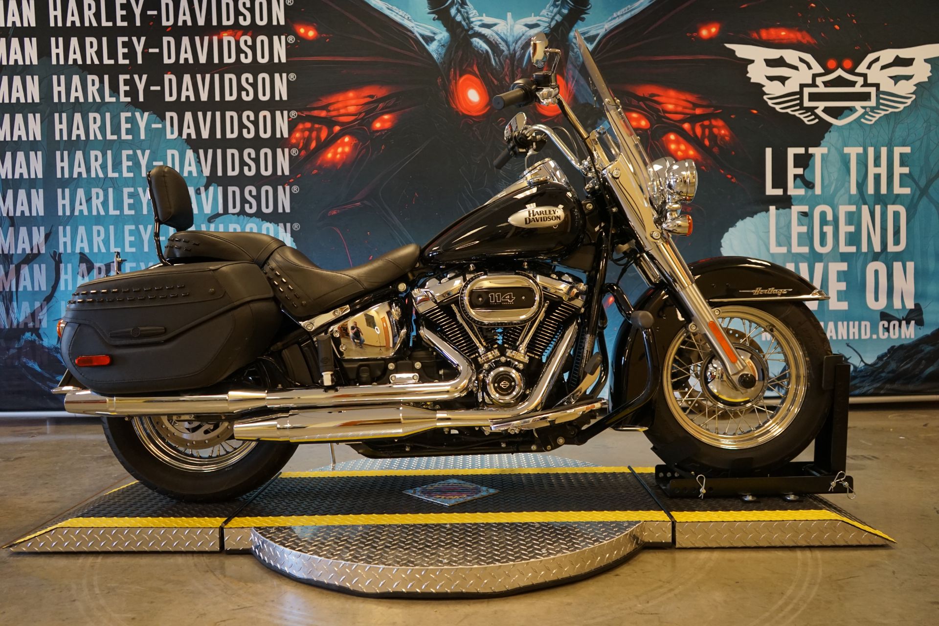2022 Harley-Davidson Heritage Classic 114 in Williamstown, West Virginia - Photo 1