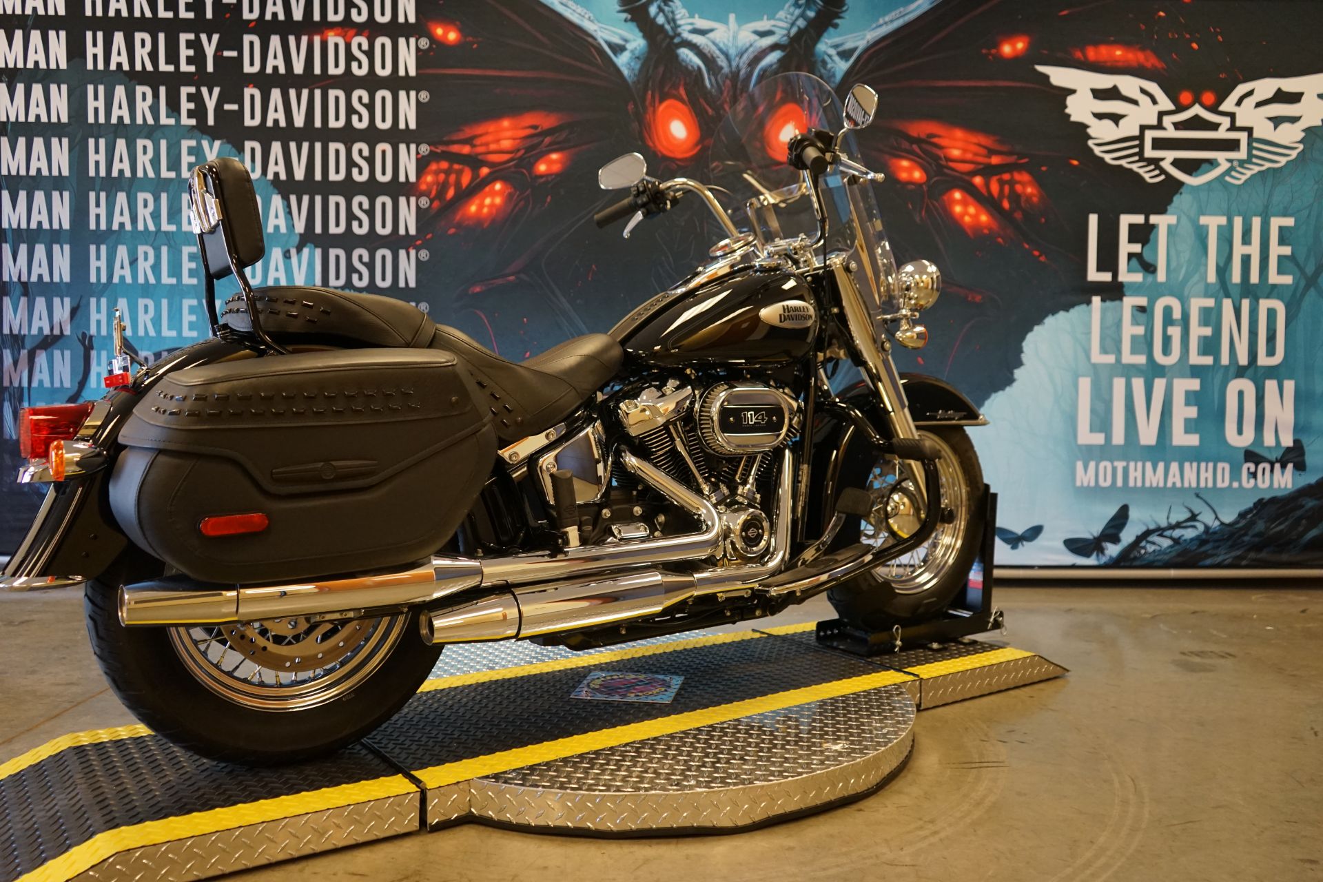 2022 Harley-Davidson Heritage Classic 114 in Williamstown, West Virginia - Photo 8