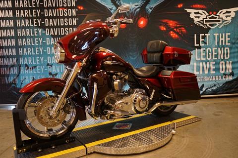 2012 Harley-Davidson CVO™ Street Glide® in Williamstown, West Virginia - Photo 4