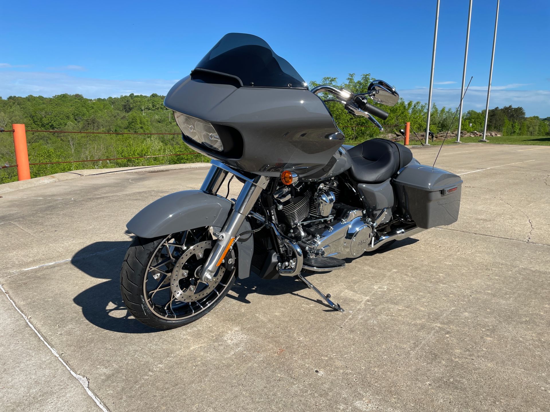 2022 Harley-Davidson Road Glide® Special in Williamstown, West Virginia - Photo 4
