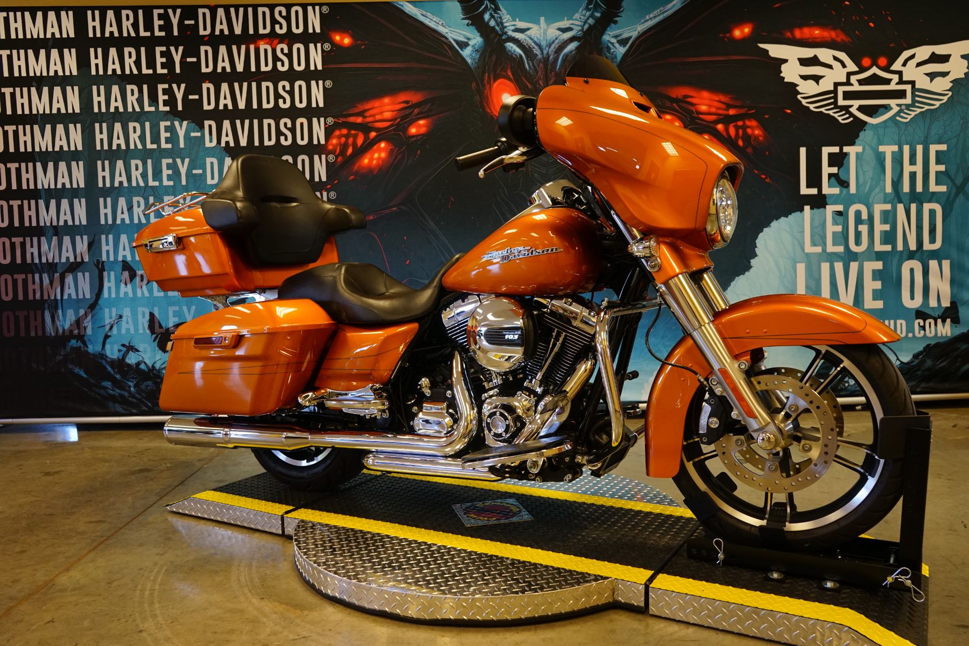 2015 Harley-Davidson Street Glide® Special in Williamstown, West Virginia - Photo 3