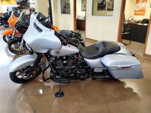 2023 Harley-Davidson Street Glide® Special in Williamstown, West Virginia - Photo 4