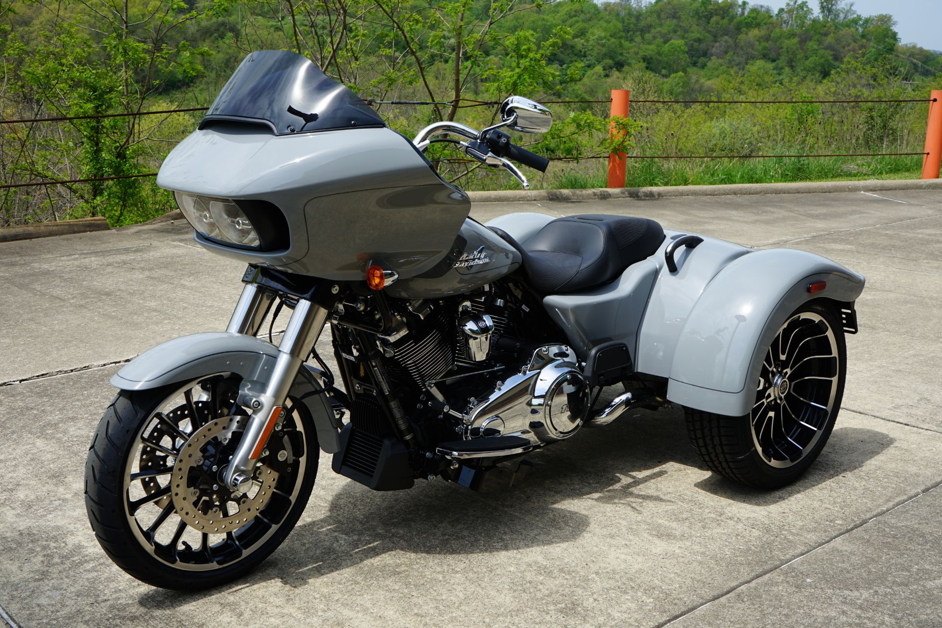 2024 Harley-Davidson Road Glide® 3 in Williamstown, West Virginia - Photo 4