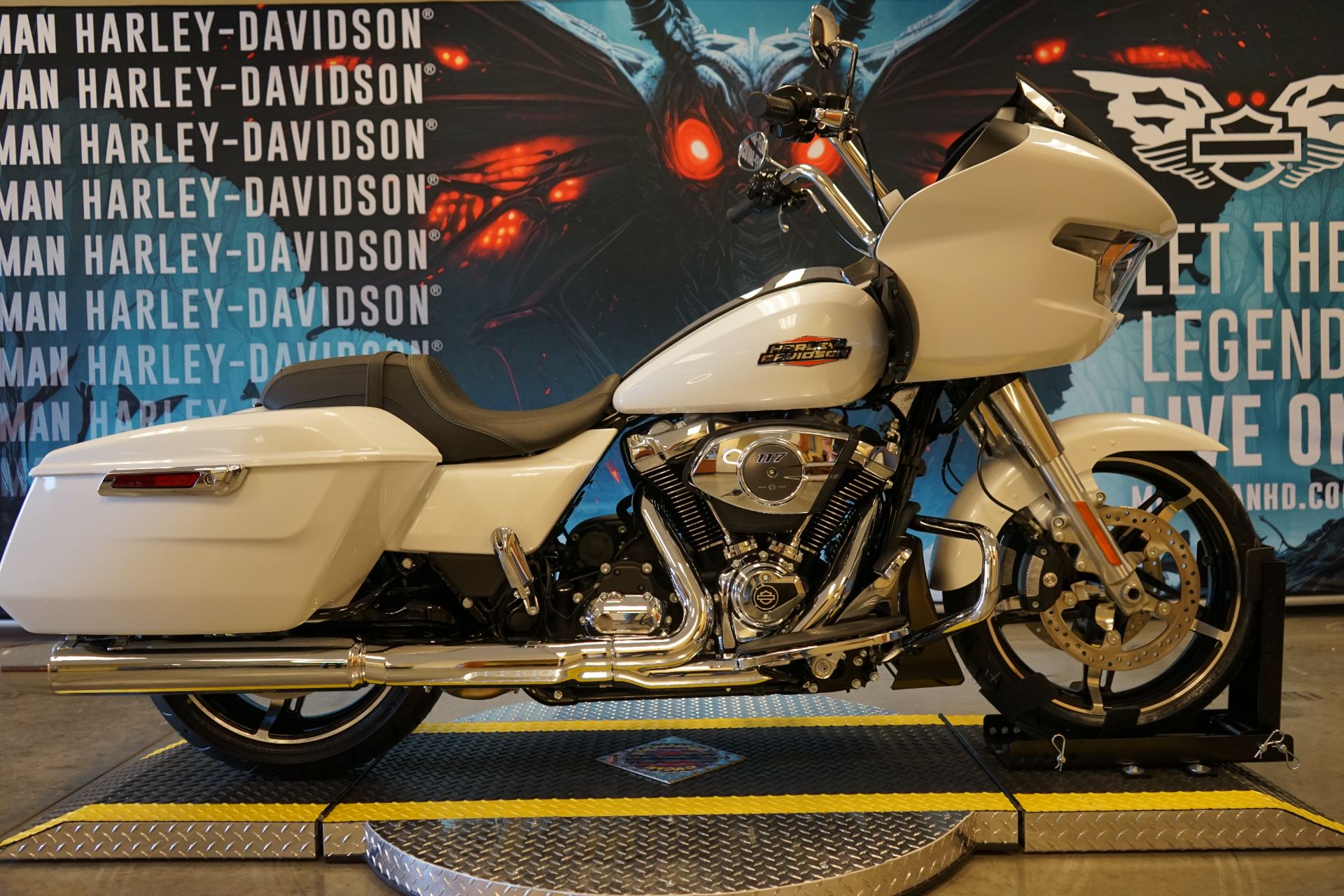 2024 Harley-Davidson Road Glide® in Williamstown, West Virginia - Photo 1