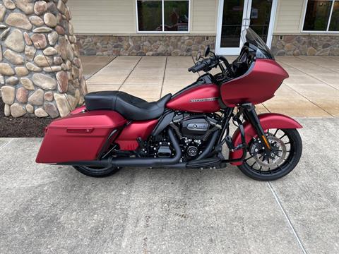 2019 Harley-Davidson Road Glide® Special in Williamstown, West Virginia - Photo 1