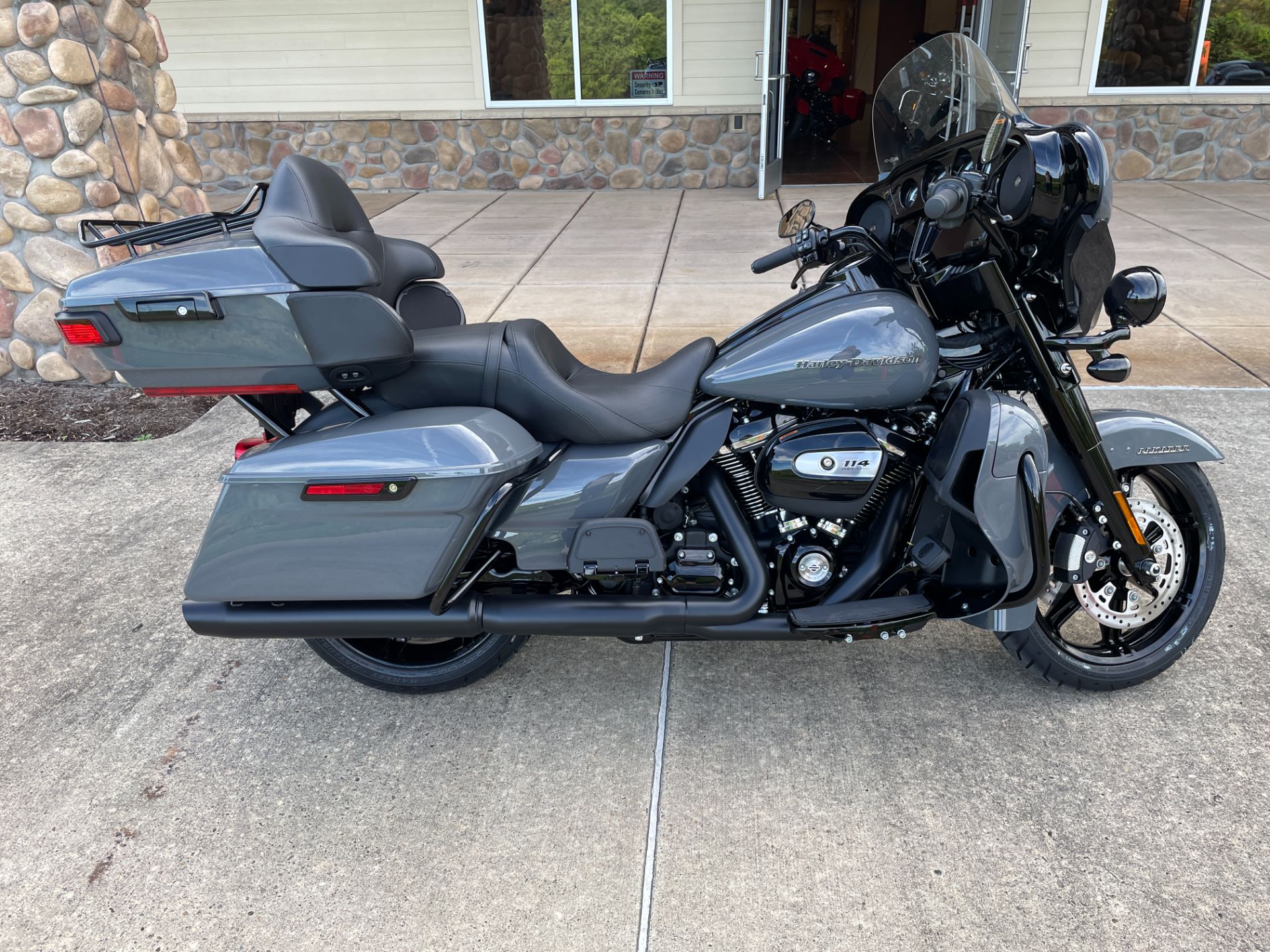 2022 Harley-Davidson Ultra Limited in Williamstown, West Virginia - Photo 1