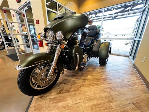2022 Harley-Davidson Tri Glide Ultra (G.I. Enthusiast Collection) in Williamstown, West Virginia - Photo 4