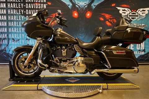 2017 Harley-Davidson Road Glide® Ultra in Williamstown, West Virginia - Photo 5