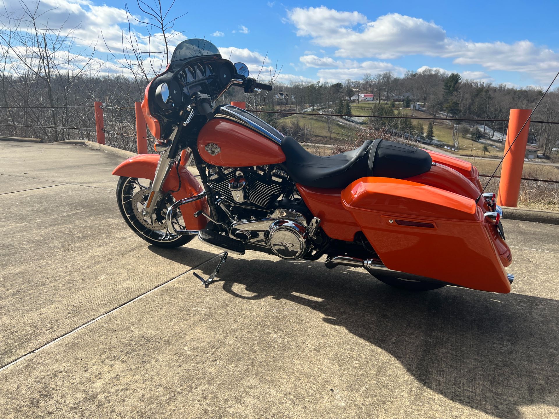 2023 Harley-Davidson Street Glide® Special in Williamstown, West Virginia - Photo 6