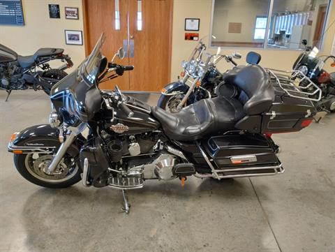 2006 Harley-Davidson Electra Glide® Classic in Williamstown, West Virginia - Photo 3
