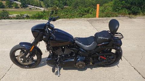 2016 Harley-Davidson CVO™ Pro Street Breakout® in Williamstown, West Virginia - Photo 4