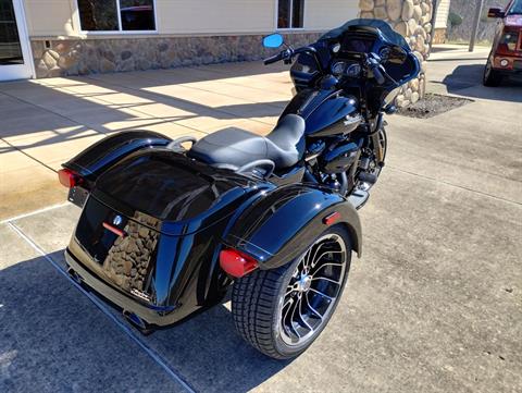 2023 Harley-Davidson Road Glide® 3 in Williamstown, West Virginia - Photo 6
