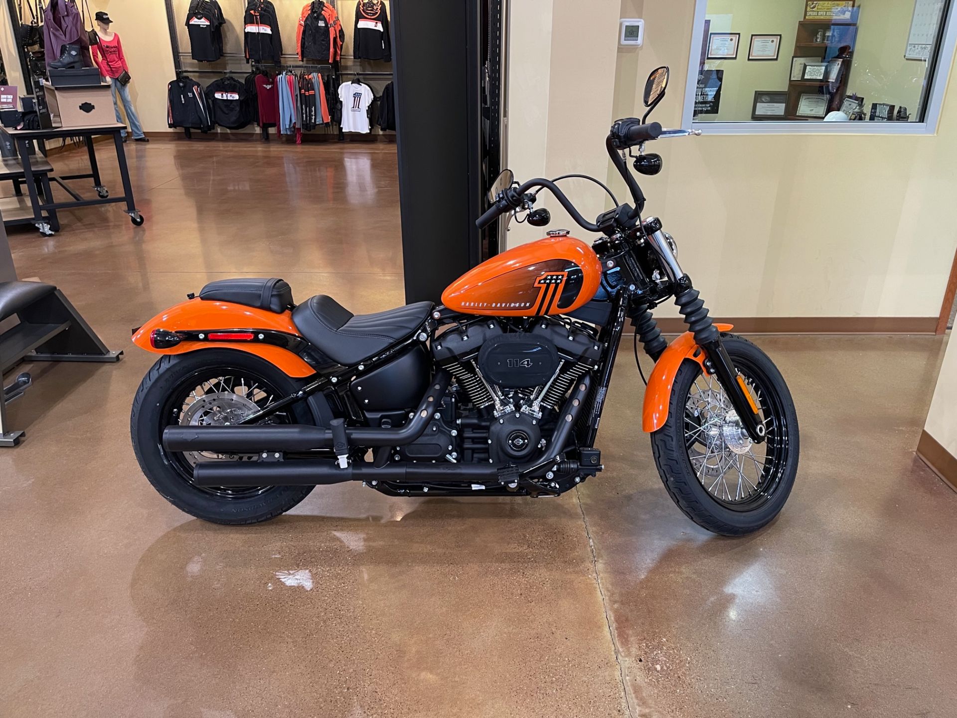 2021 Harley-Davidson Street Bob® 114 in Williamstown, West Virginia - Photo 1