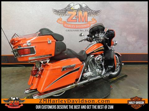 2004 Harley-Davidson FLHTCSE Screamin' Eagle® Electra Glide® in Greensburg, Pennsylvania - Photo 3